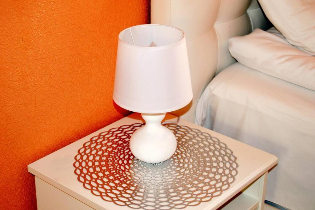 Spacious Old Town Family Peachy 2 Bedrooms Apartment, Nearby The Riga Presidential Castle Ngoại thất bức ảnh